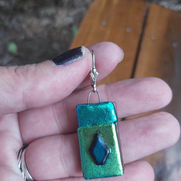 Vintage 35 year old dichroic glass drip earrings - Picture 4 of 4
